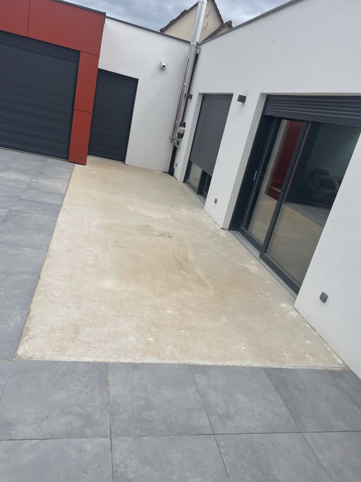 Terrasse motif encadré — avant travaux
